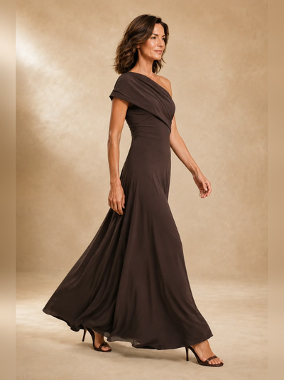 Elda | Vestido largo con escote drapeado y falda acampanada, chocolate