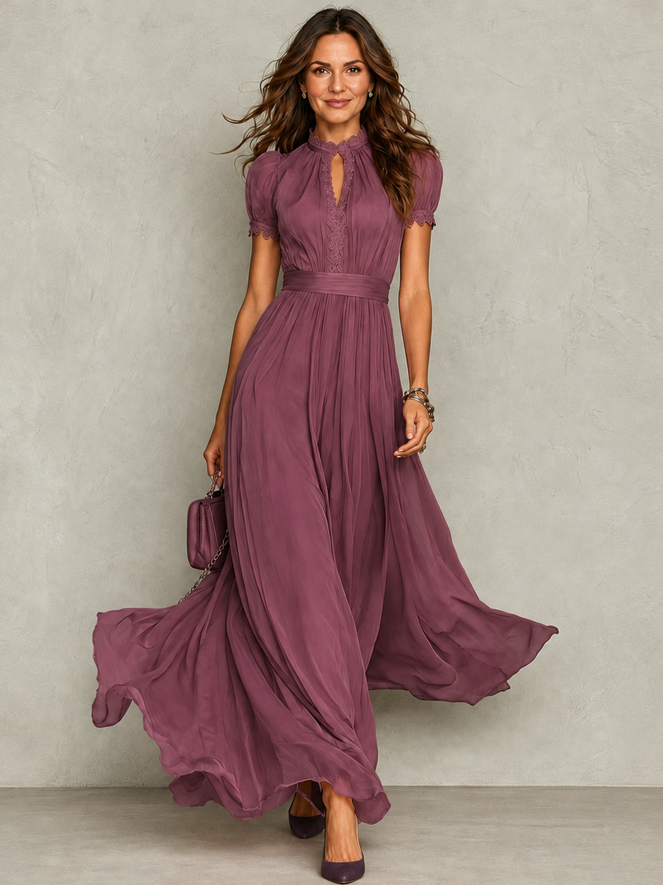 Vanda | Vestido largo con cuello de encaje, cinturón en la cintura y falda fluida